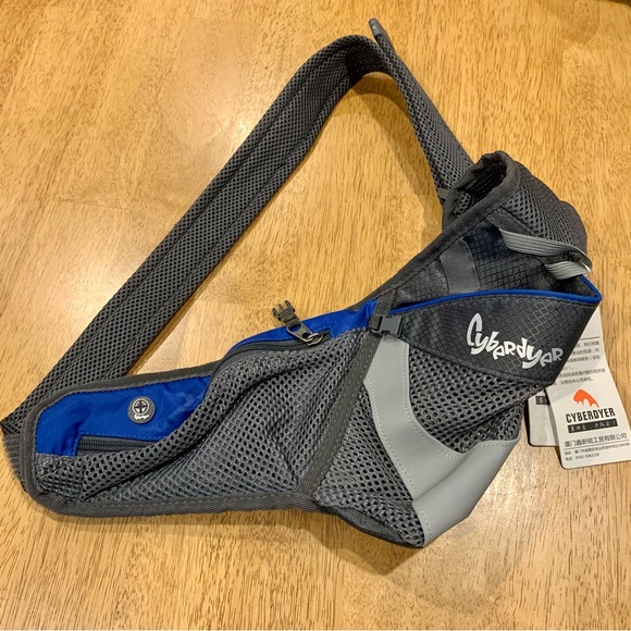 Cyberdyer Waist Hydration Fanny Pack Belt Bag - Picture 6 of 10